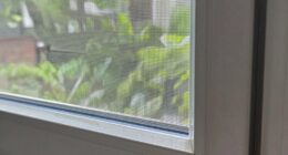 pest prevention screen system