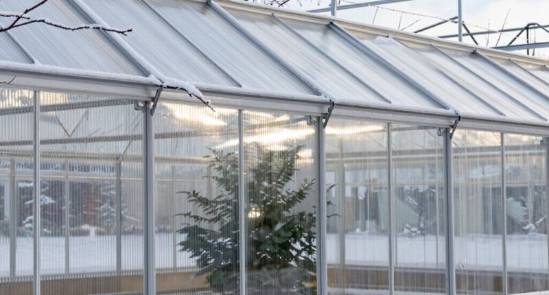 top snow resistant polycarbonate panels